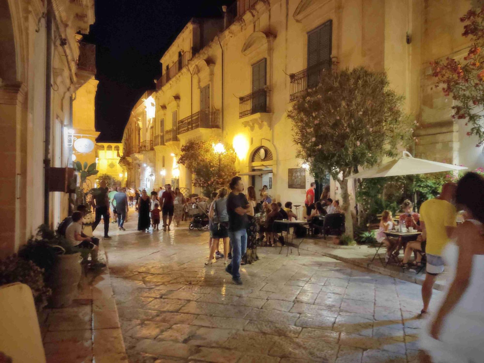 Casa Sicilia - Riviera Sicily Beach Guest House Доналуката Екстериор снимка